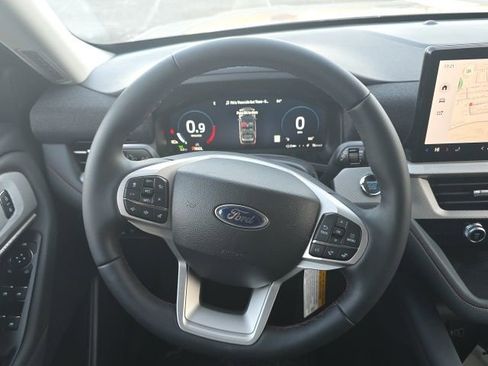 New 2026 Ford Explorer Active image 12