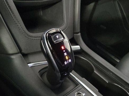 Certified 2022 Cadillac XT5 Premium Luxury image 24