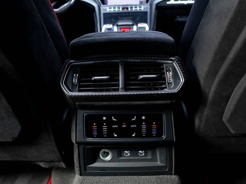 Used 2024 Lamborghini Urus Performante AWD/4WD image 77