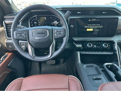 New 2026 GMC Sierra 2500 Denali Ultimate AWD/4WD image 23