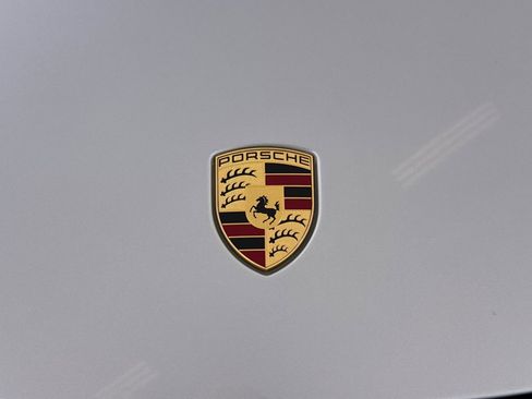 Used 2018 Porsche 718 Cayman image 33