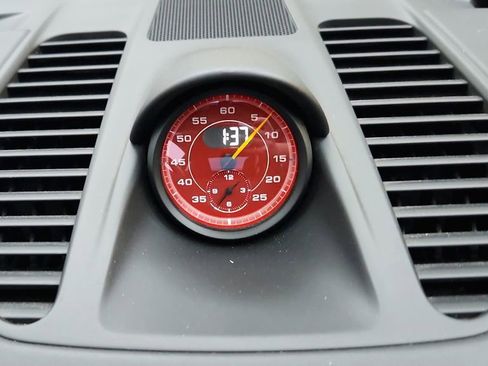 Used 2014 Porsche 911 GT3 image 32