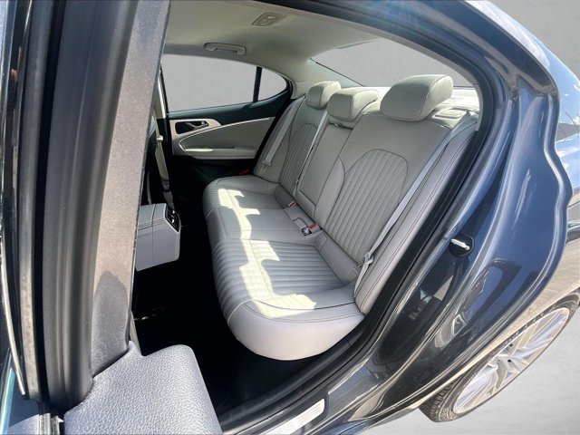 Used 2020 Genesis G70 2.0T w/ Elite Package RWD image 28