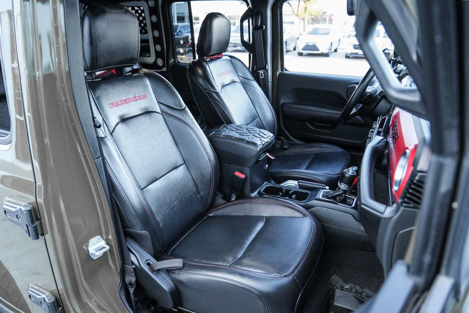 Used 2021 Jeep Wrangler Unlimited Rubicon AWD/4WD image 32