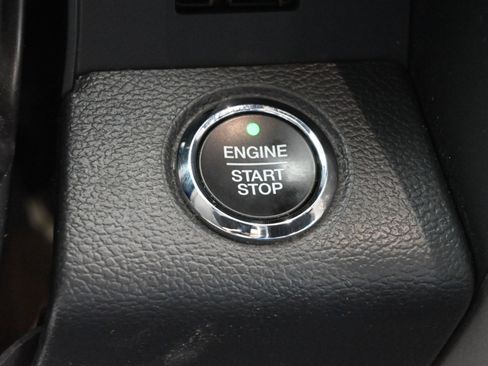 Used 2022 Ford F250 Lariat w/ Lariat Ultimate Package AWD/4WD image 20