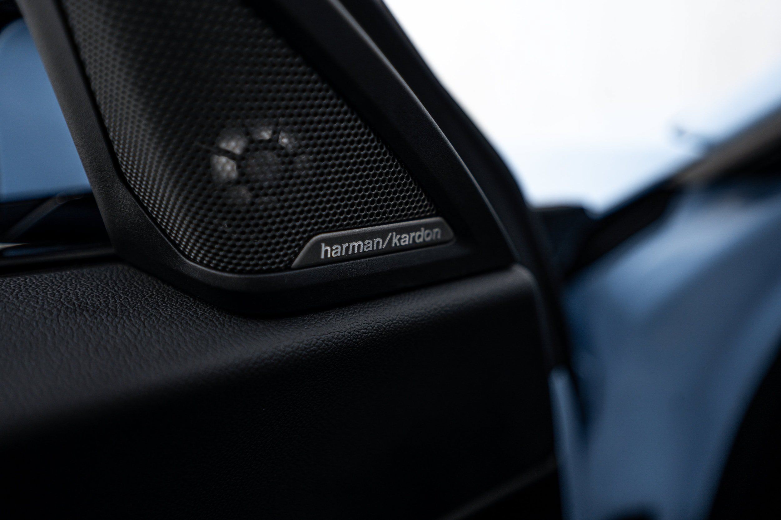 Used 2023 BMW M2 RWD image 14