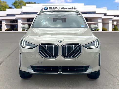 New 2026 BMW X3 xDrive30i w/ Convenience Package AWD/4WD image 2