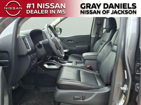 Certified 2024 Nissan Frontier SL w/ Technology Package RWD image 22