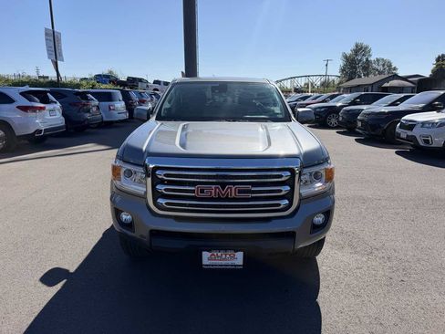 Used 2020 GMC Canyon SLE w/ Driver Alert Package AWD/4WD image 3