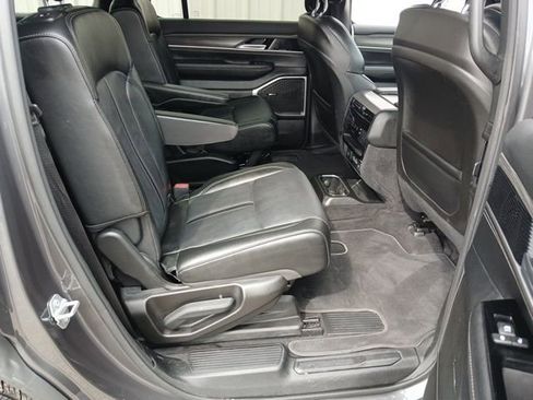 Used 2024 Jeep Wagoneer Series III image 26