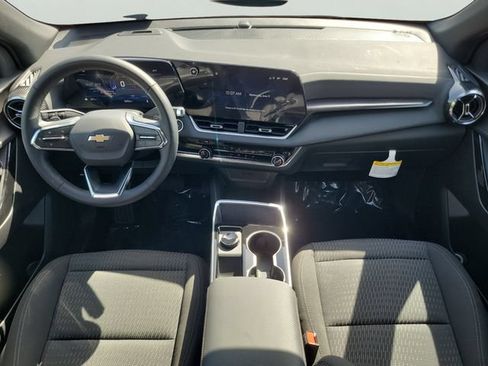 New 2026 Chevrolet Equinox LT w/ Safety and Technology Package FWD image 14