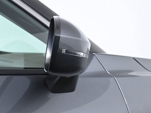 Certified 2022 Nissan Rogue SV image 12