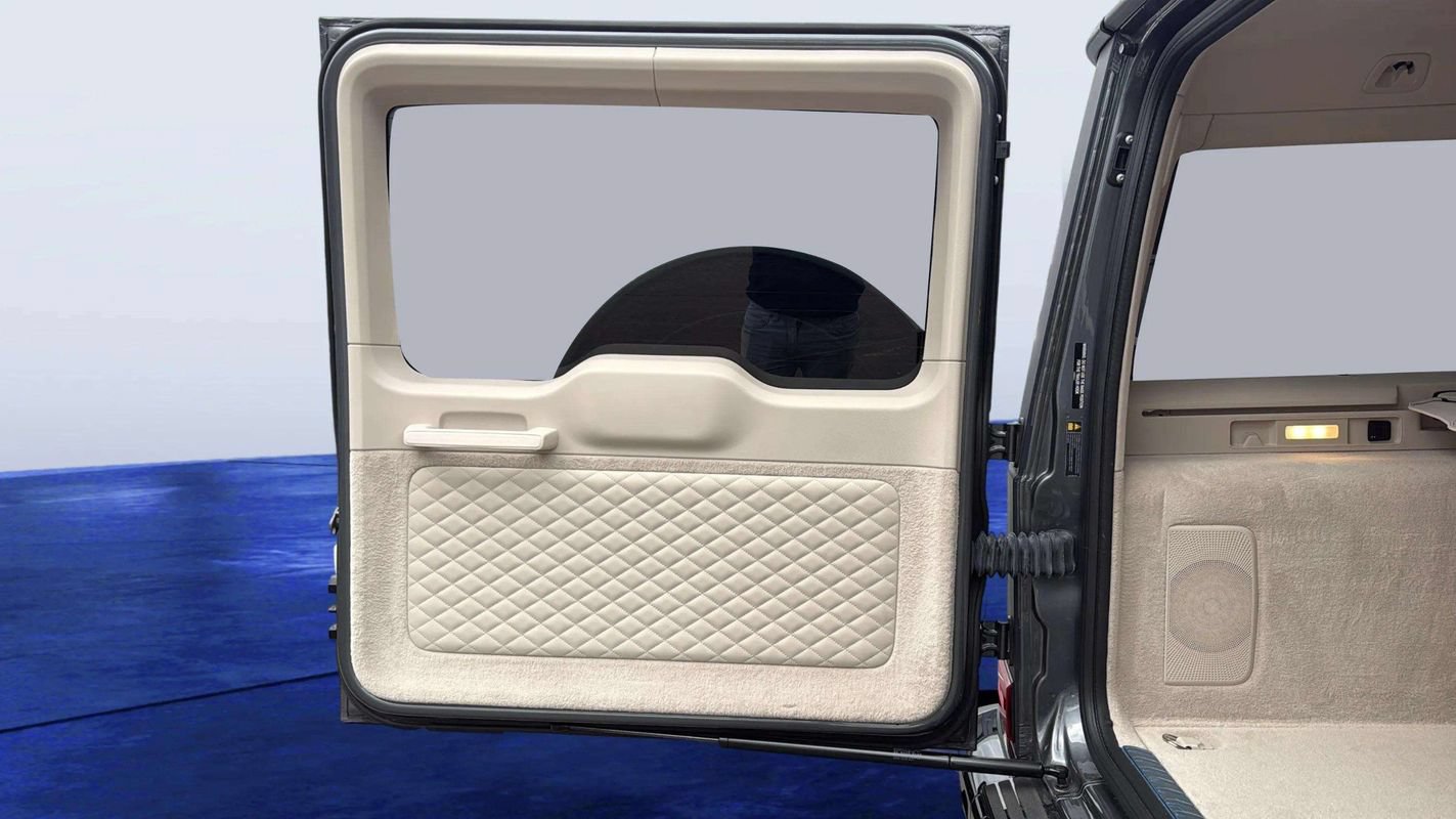 Used 2025 Mercedes-Benz G 63 AMG 4MATIC image 21