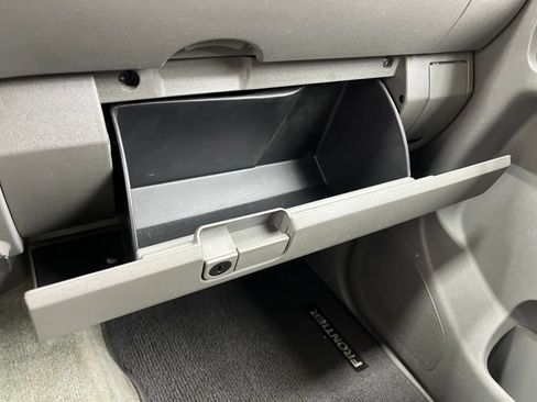 Used 2016 Nissan Frontier SV w/ SV Value Truck Package RWD image 25