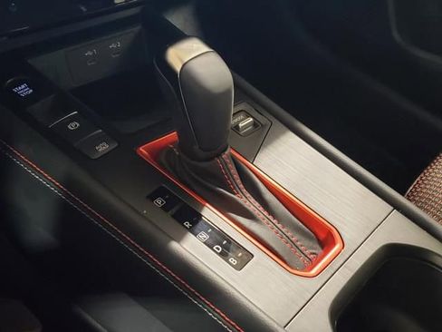 Used 2025 Nissan Kicks SR image 25