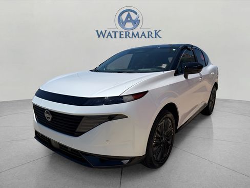 Certified 2025 Nissan Murano Platinum AWD/4WD image 1