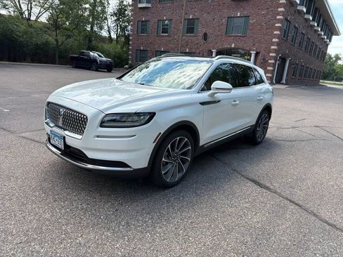 Used 2022 Lincoln Nautilus Reserve w/ Equipment Group 201A AWD/4WD image 3