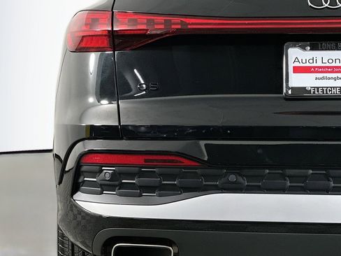 Used 2025 Audi Q5 Premium Plus w/ Premium Plus image 17