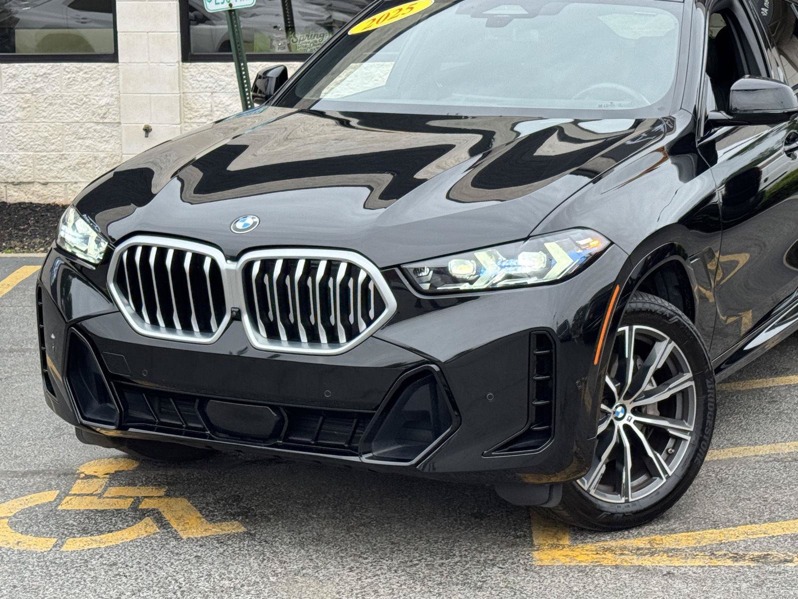 Used 2025 BMW X6 xDrive40i AWD/4WD image 3