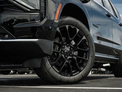 New 2026 Chevrolet Tahoe Premier AWD/4WD image 6