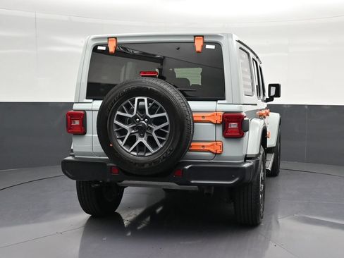 Used 2024 Jeep Wrangler Unlimited Sahara w/ Safety Group AWD/4WD image 2