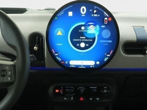 Certified 2025 MINI Cooper 2-Door Hardtop image 20