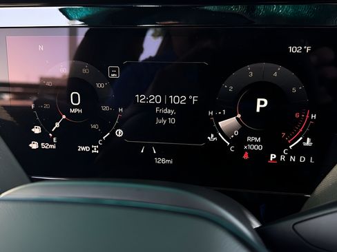 Used 2026 GMC Yukon XL AT4 AWD/4WD image 14