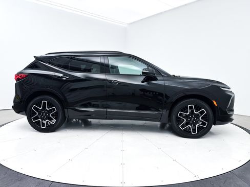 Used 2023 Chevrolet Blazer RS w/ Driver Confidence II Package image 40