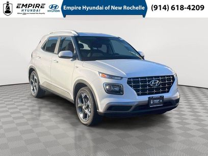 Used 2023 Hyundai Venue SEL