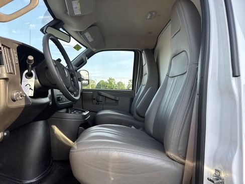 New 2025 GMC Savana 3500 w/ Power Convenience Package image 16