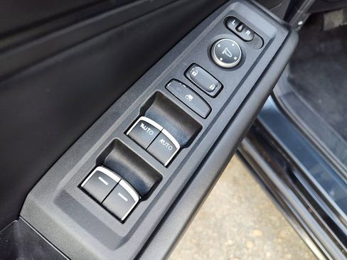 Used 2023 Honda Accord EX-L image 19