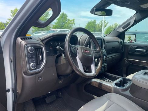 Used 2021 GMC Sierra 1500 SLT w/ SLT Premium Plus Package AWD/4WD image 9