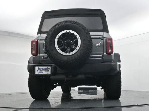 Certified 2023 Ford Bronco Outer Banks w/ Sasquatch Package AWD/4WD image 31