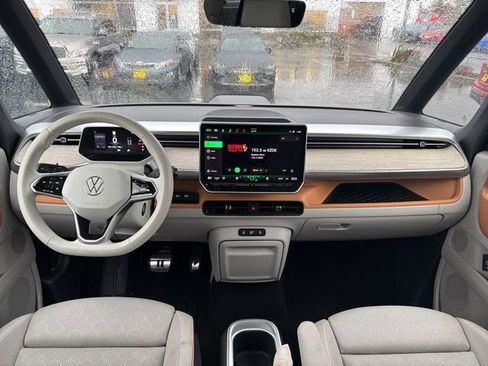 Used 2025 Volkswagen ID. Buzz 1st Edition image 18