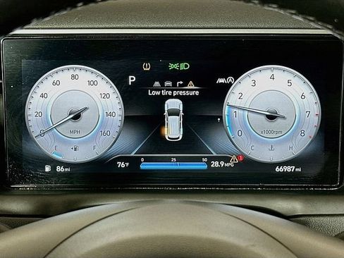 Used 2024 Hyundai Tucson Limited AWD/4WD image 13