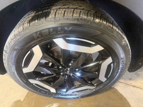 Used 2024 Kia Telluride S w/ S Sunroof Package AWD/4WD image 8