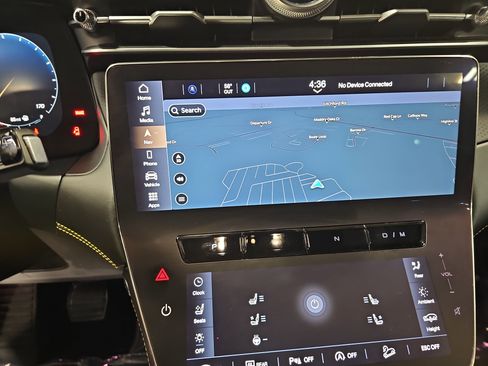 Used 2023 Maserati Grecale Modena image 24