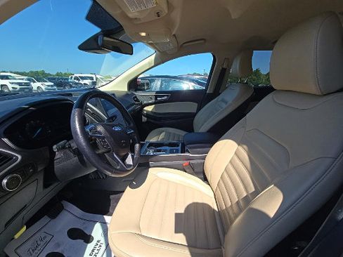 Used 2023 Ford Edge SEL w/ Convenience Package AWD/4WD image 3