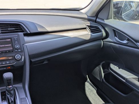 Used 2020 Honda Civic LX image 17