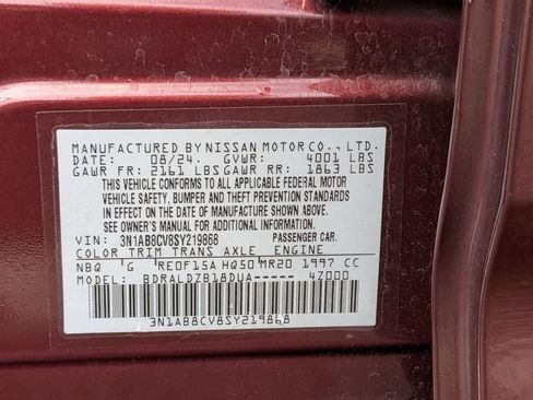 Certified 2025 Nissan Sentra SV FWD image 33