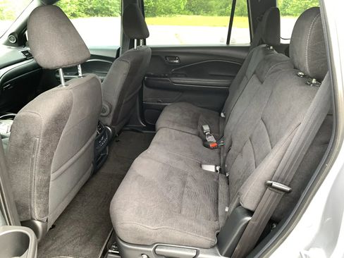 Used 2022 Honda Pilot Sport image 26