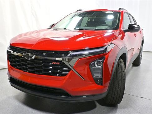 New 2026 Chevrolet Trax RS w/ Driver Confidence Package image 7