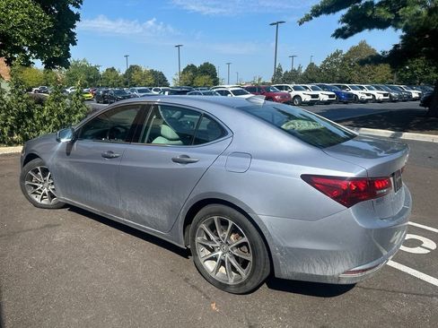 Used 2016 Acura TLX V6 FWD image 4