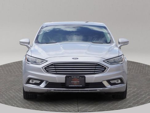 Used 2018 Ford Fusion Titanium image 4