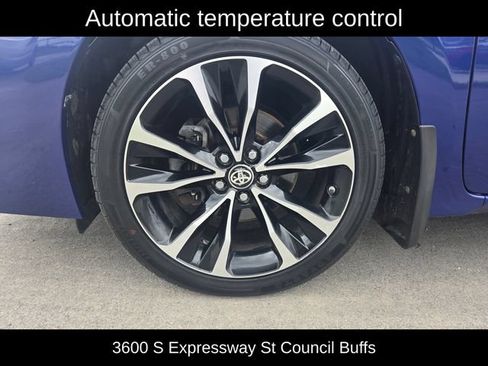 Used 2019 Toyota Corolla XSE w/ Carpet Mat Package (TMS) FWD image 11