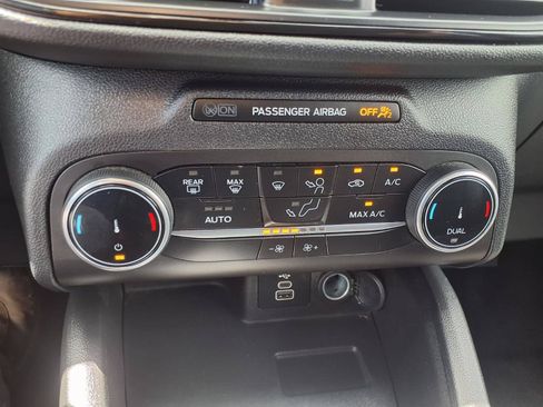Used 2025 Ford Escape ST-Line FWD image 21