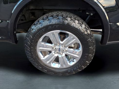 Used 2020 Ford F150 Lariat w/ Equipment Group 502A Luxury AWD/4WD image 14