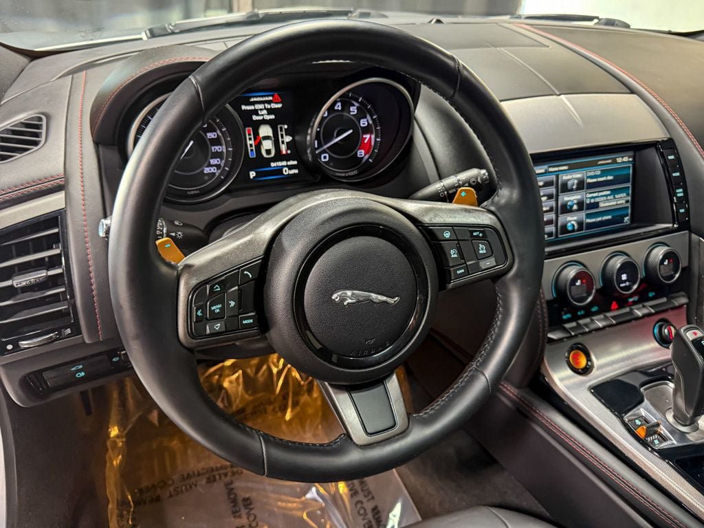Used 2015 Jaguar F-TYPE R RWD image 11