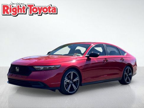 Used 2024 Honda Accord Sport image 1