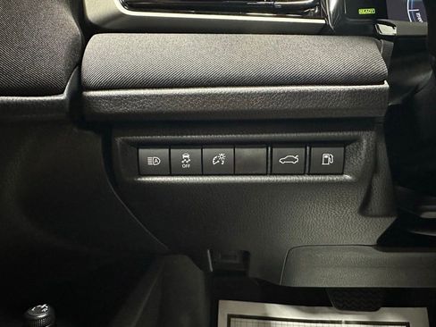 Used 2026 Toyota Camry LE FWD image 17